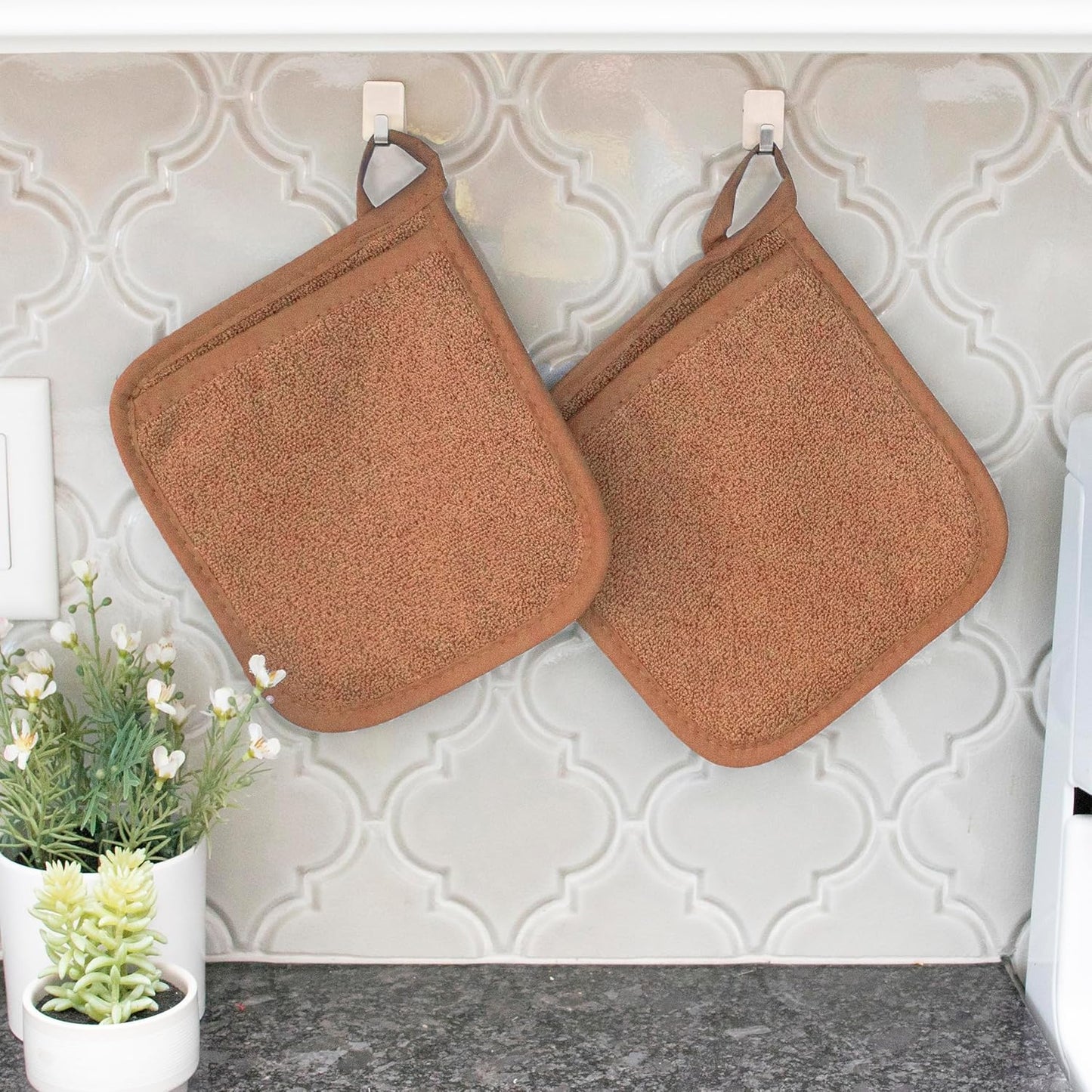 RITZ Terry Pocket Mitt & Hot Pad: Unparalleled Heat Resistant, Durable 100% Cotton,Ergonomically Designed for Optimal Grip, Easy-Care Machine Washable 2-Pack, Copper